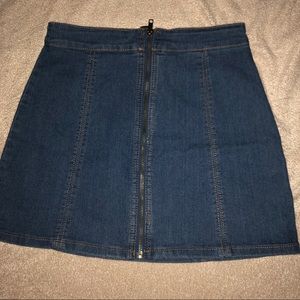 DENIM ZIPPER SKIRT